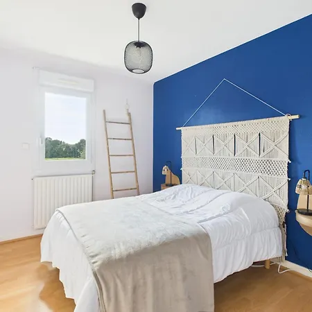 Jolie Maison Avec Jardin A 450m De La Pour 8 * Batz-sur-Mer