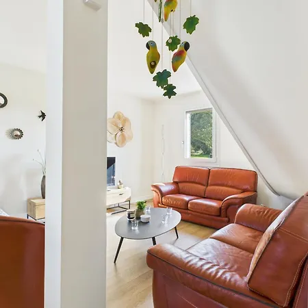 Jolie Maison Avec Jardin A 450m De La Pour 8 Ferienhaus